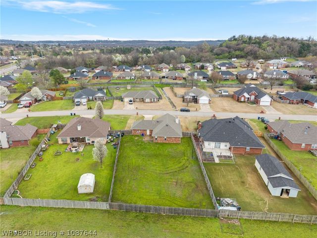 6900 Red Bud Drive, Fort Smith, AR 72916