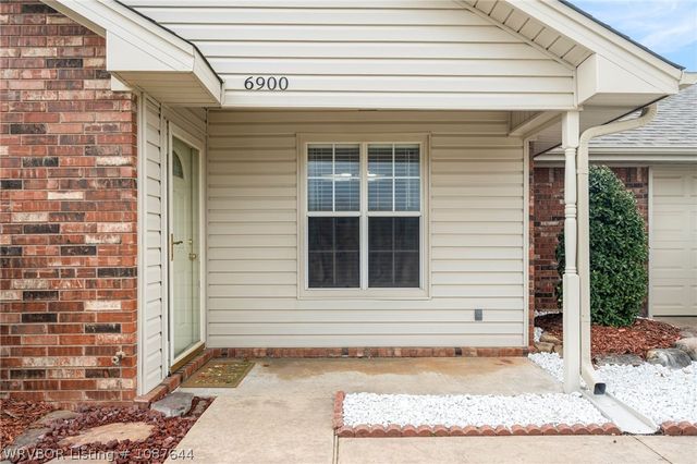 6900 Red Bud Drive, Fort Smith, AR 72916