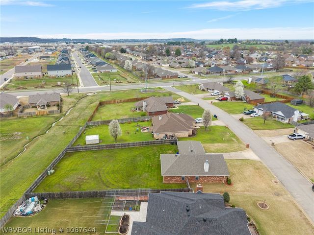 6900 Red Bud Drive, Fort Smith, AR 72916