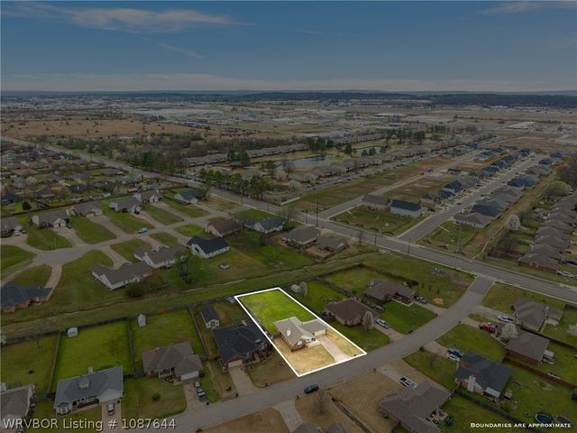 6900 Red Bud Drive, Fort Smith, AR 72916