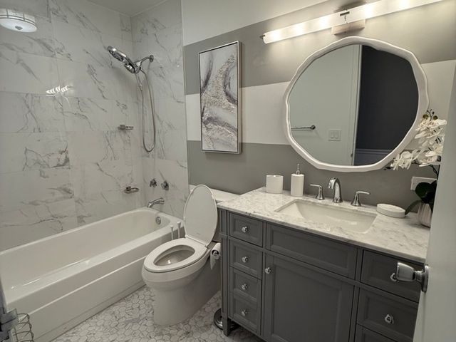 6700 S South Shore Drive 4G, Chicago, IL 60649