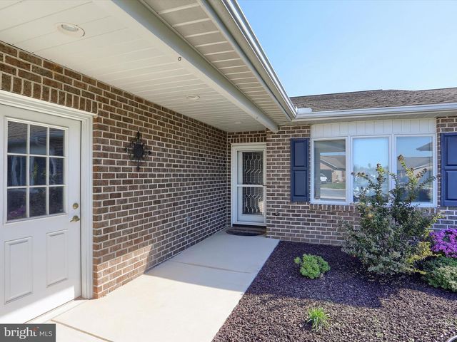 197 PARKWOOD DRIVE #320, Chambersburg, PA 17201