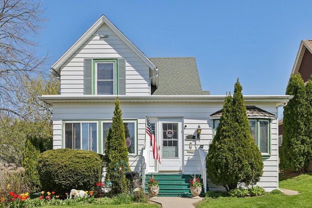 409 1st Street, Baraboo, WI 53913