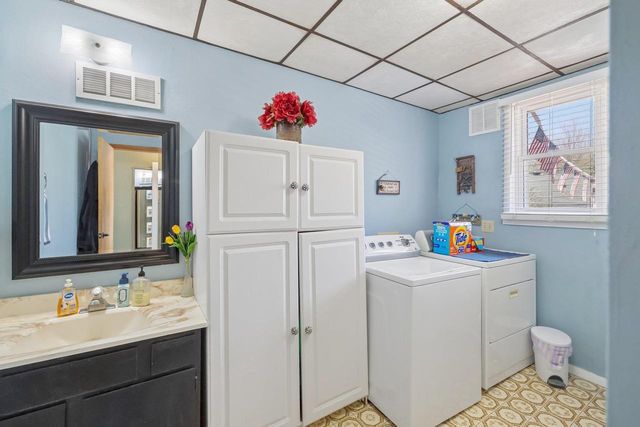 409 1st Street, Baraboo, WI 53913
