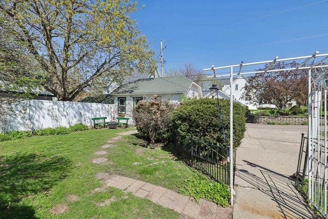 409 1st Street, Baraboo, WI 53913