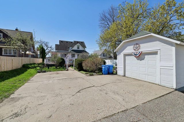 409 1st Street, Baraboo, WI 53913