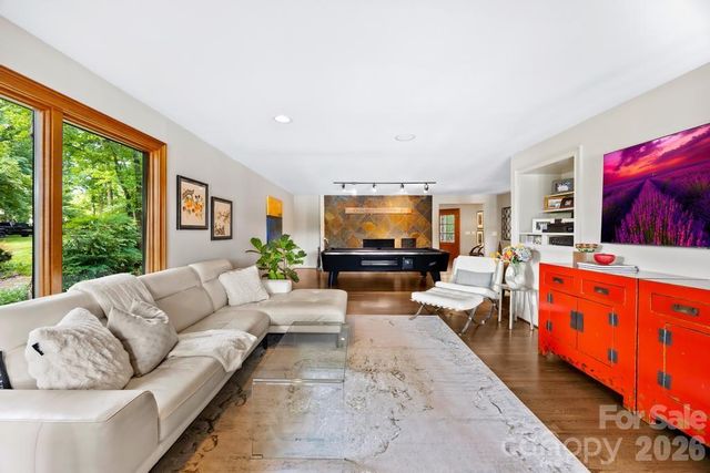 165 Woodstream Circle, Mooresville, NC 28117