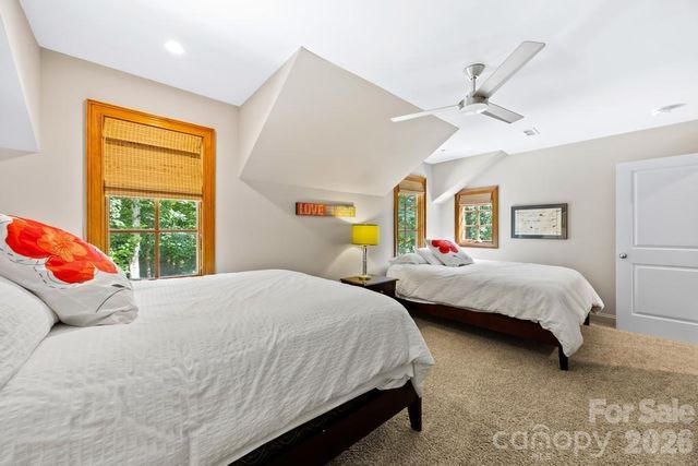 165 Woodstream Circle, Mooresville, NC 28117
