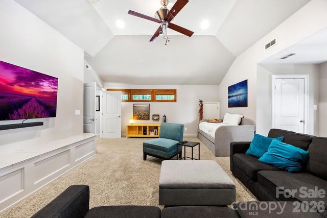 165 Woodstream Circle, Mooresville, NC 28117