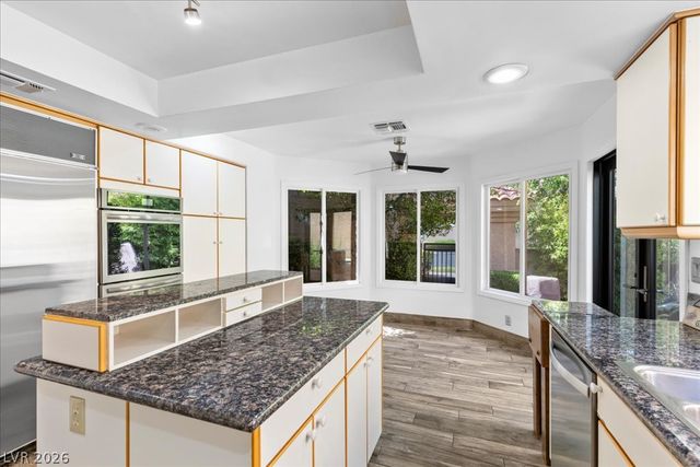 7737 Spanish Lake Drive, Las Vegas, NV 89113