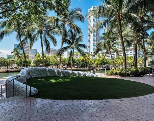 185 SW 7th St 3109, Miami, FL 33130