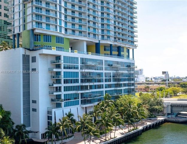 185 SW 7th St 3109, Miami, FL 33130