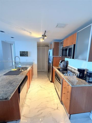 185 SW 7th St 3109, Miami, FL 33130