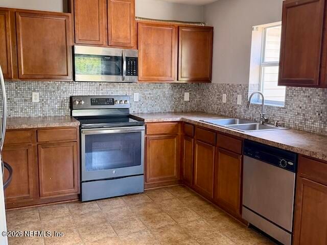 12221 SAND LAKE Court, Jacksonville, FL 32218