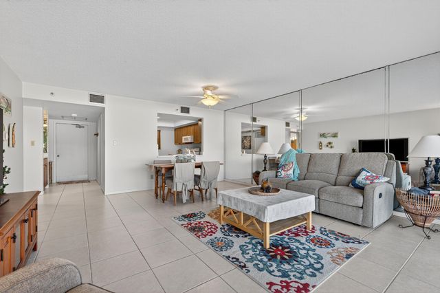 801 S Ocean Drive 404, Fort Pierce, FL 34949