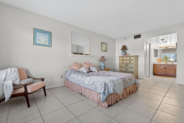 801 S Ocean Drive 404, Fort Pierce, FL 34949