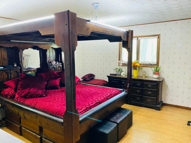 2949 State Hwy Jj, Crane, MO 65633