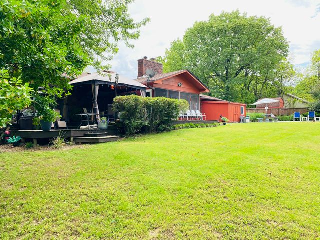 2949 State Hwy Jj, Crane, MO 65633