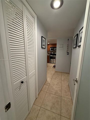 401 Ocean Dr 324, Miami Beach, FL 33139