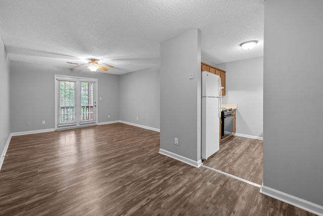 1249 Parkway Pl Apt G, Clarksville, TN 37042
