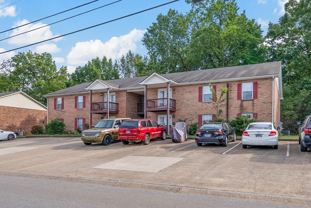 1249 Parkway Pl Apt G, Clarksville, TN 37042