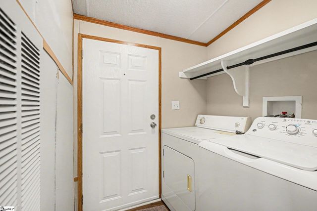 309 Scarlett Court, Laurens, SC 29360