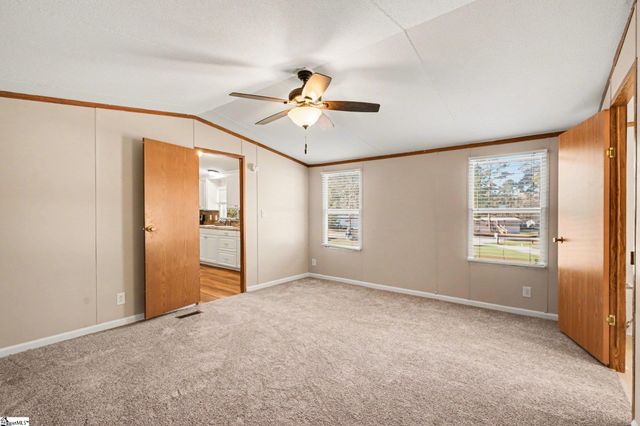 309 Scarlett Court, Laurens, SC 29360