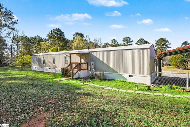 309 Scarlett Court, Laurens, SC 29360