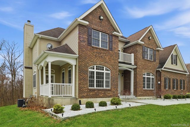 37 Willets Way, Newburgh, NY 12550