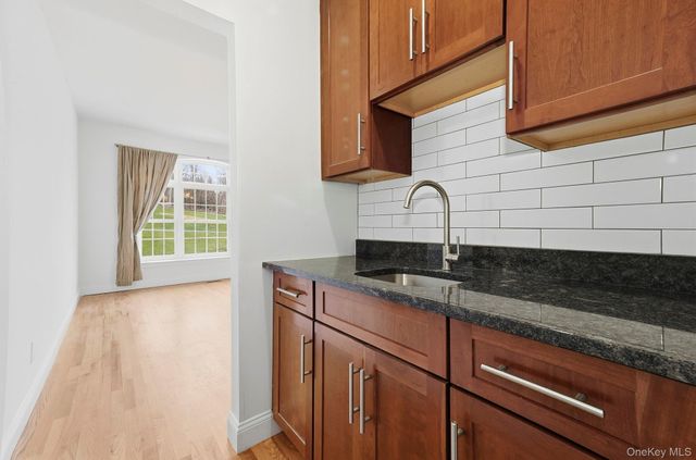 37 Willets Way, Newburgh, NY 12550