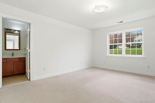 37 Willets Way, Newburgh, NY 12550