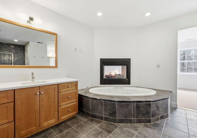 37 Willets Way, Newburgh, NY 12550