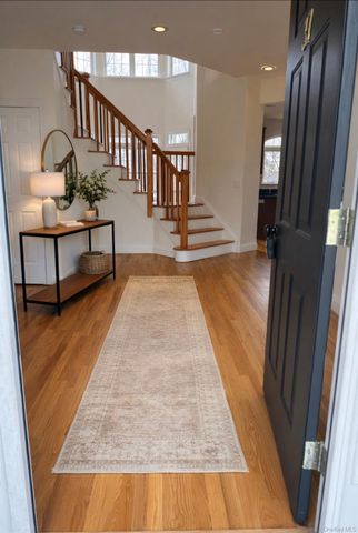 37 Willets Way, Newburgh, NY 12550