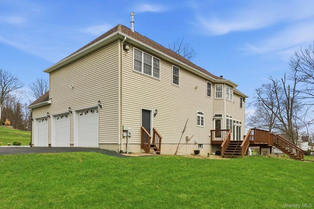 37 Willets Way, Newburgh, NY 12550