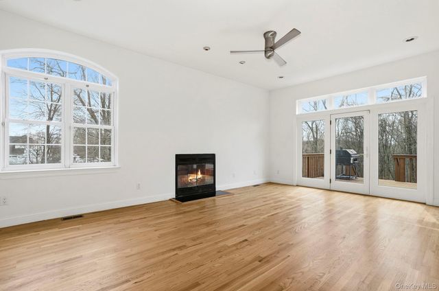 37 Willets Way, Newburgh, NY 12550