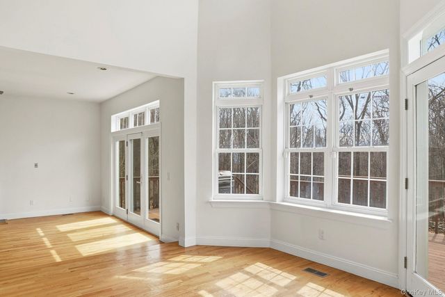 37 Willets Way, Newburgh, NY 12550