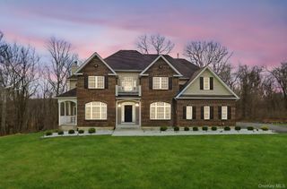 37 Willets Way, Newburgh, NY 12550