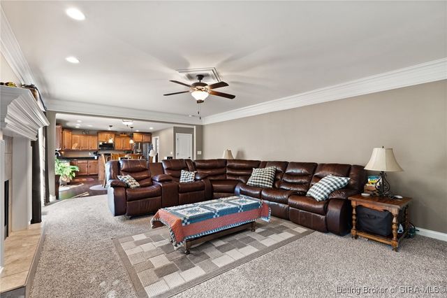 2111 Allen Way, Sellersburg, IN 47172