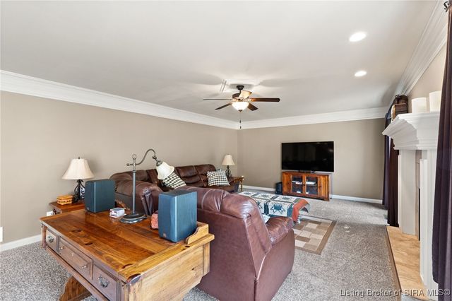 2111 Allen Way, Sellersburg, IN 47172