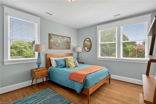 946 Jamestown CRES, Norfolk, VA 23508