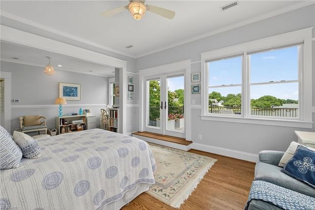 946 Jamestown CRES, Norfolk, VA 23508