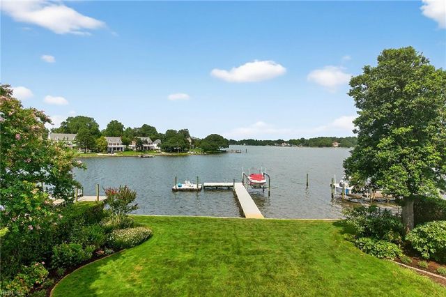946 Jamestown CRES, Norfolk, VA 23508