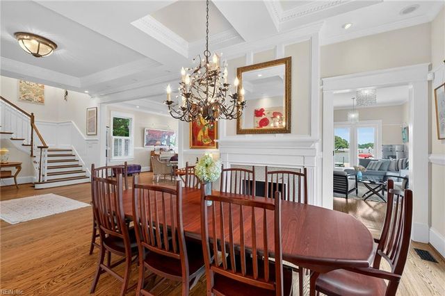 946 Jamestown CRES, Norfolk, VA 23508