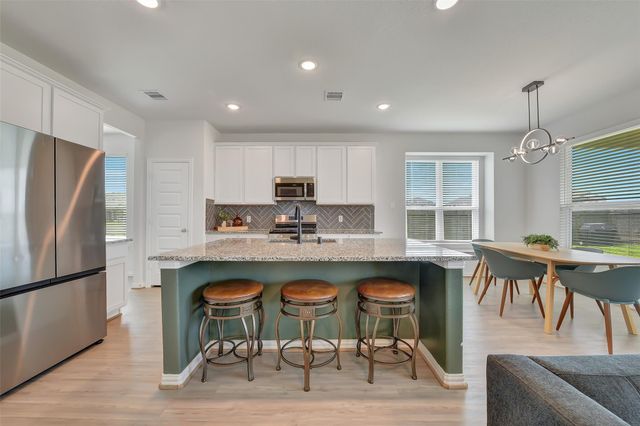 5330 Camerford Court, Alvin, TX 77511