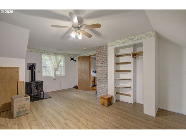532 Ne CURTIS Dr, Corbett, OR 97019