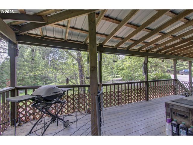 532 Ne CURTIS Dr, Corbett, OR 97019
