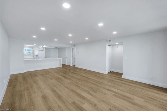 15021 Punta Rassa RD 401, Fort Myers, FL 33908