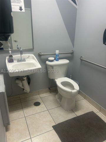 10775 NW 21st St 109, Sweetwater, FL 33172