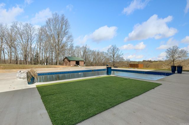 6403 N Parliament Drive, Harrison, AR 72601