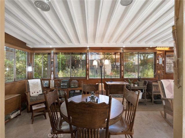 7051 Chimineas Avenue, Reseda, CA 91335